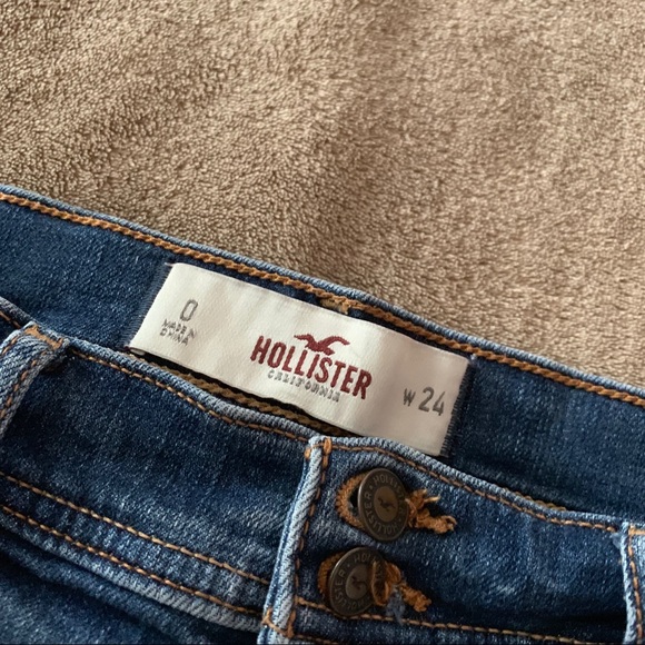 Hollister shorts - Picture 2 of 3